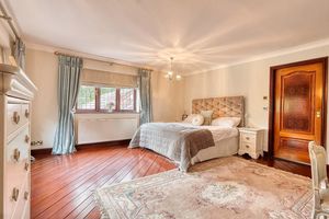 Master Bedroom- click for photo gallery